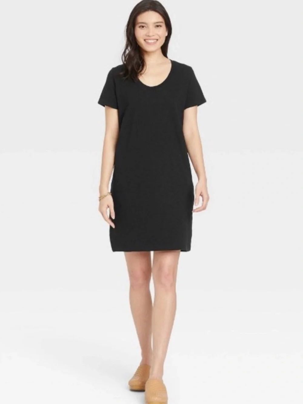 Universal Thread Black V-Neck Short Sleeve Tee Shirt Dress